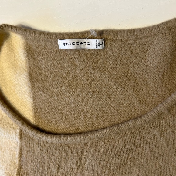 Staccato sweater with color block detail. - Picture 2 of 4